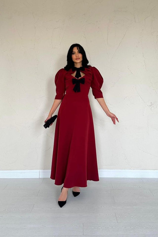 Bordo Ön Dekolteli Fiyonk Garnili Uzun Elbise