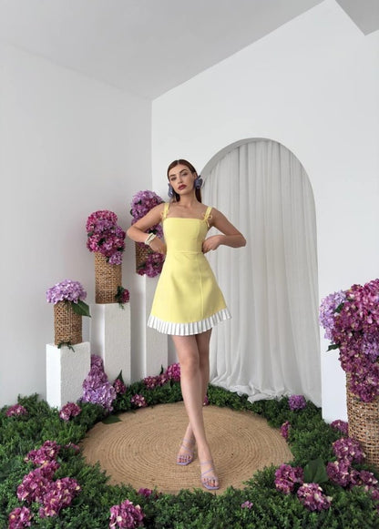 Steel Fiyonk Detay Elbise