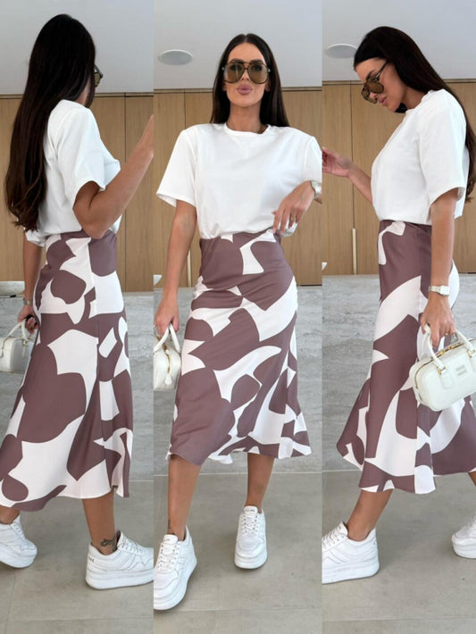 Kadın Kısa Kollu Bisiklet Yaka Viskon Bluz Ve Desenli Süprem Etek Ikili Takım