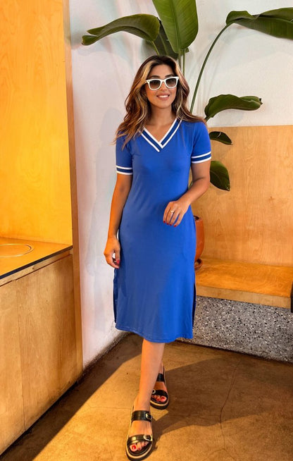 Kadın Kısa Kollu V Yaka Ve Yaka Ribana Detay Midiboy Viskon Elbise