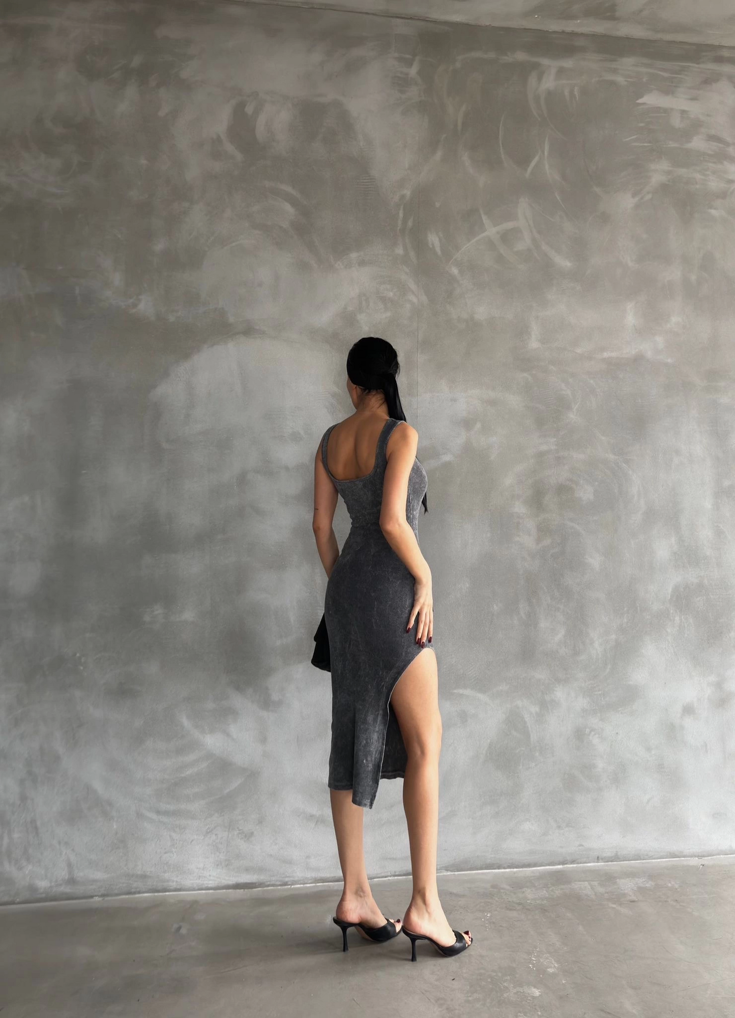 Kaşkorse aşit yıkamalı yırtmaçlı elbise