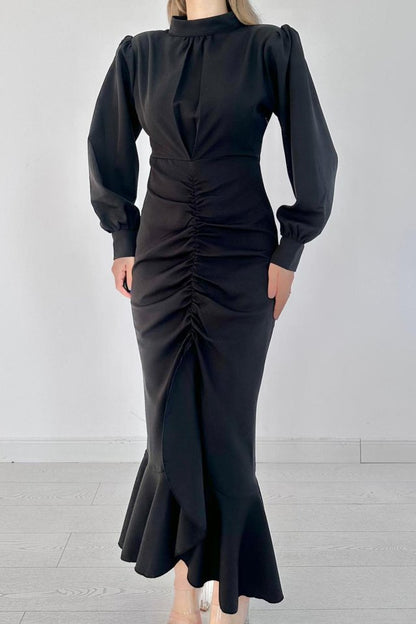 Siyah Volanlı Uzun Kol Elbise