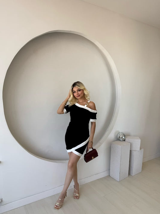 Kadın Kısa Kollu Asimetrik Kesim Yaka şerit Ve Aksesuar Detaylı Modal Elbise