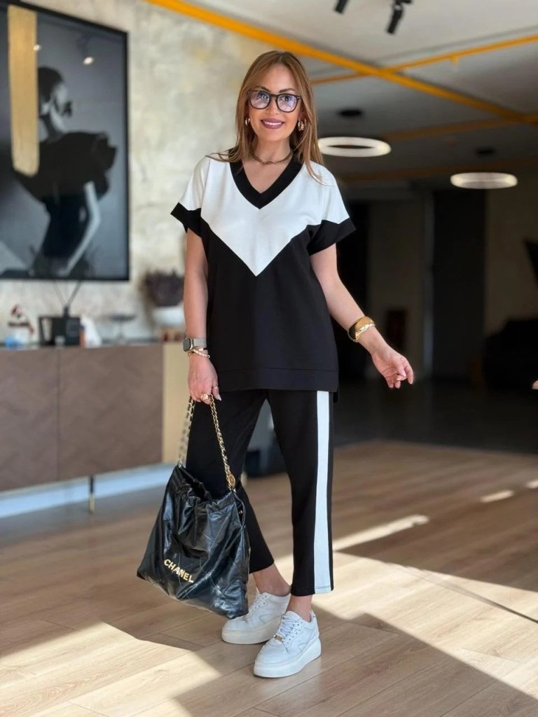 Kadın Kısa Kollu V Yaka Siyah Beyaz Renkli Viskon Iki Iplik Kumaş Eşofman Takımı