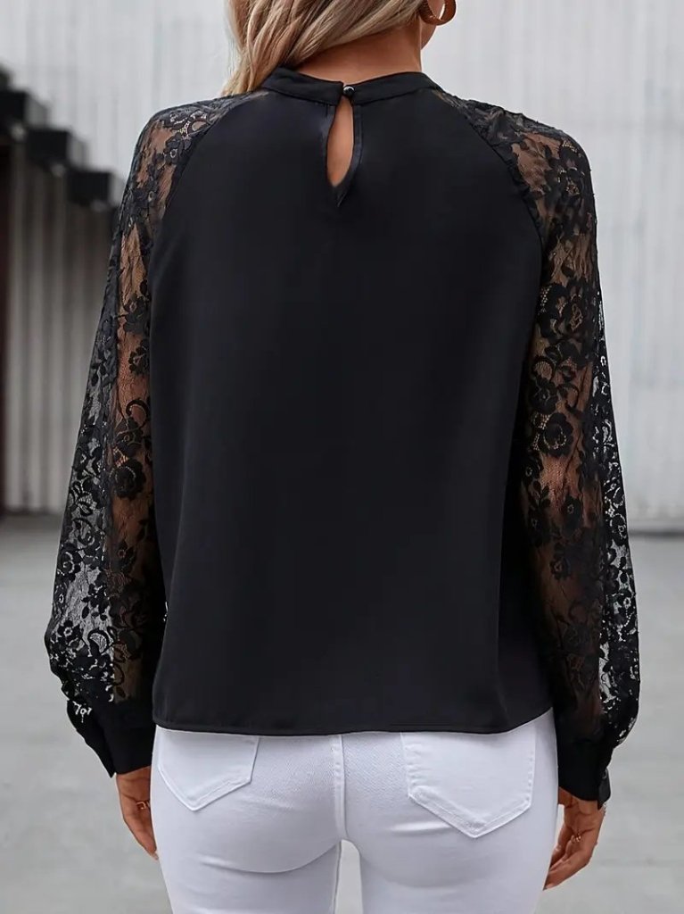 Kadın Uzun Dantel Kollu Yuvarlak Yakalı Sandy Bluz