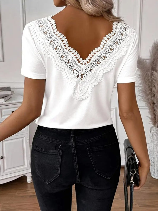 Kadın Kısa Kollu V Yakalı Arkası Dantelli Viskon Bluz