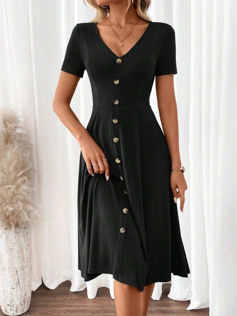 Kadın Kısa Kollu V Yakalı önden Düğmeli A Kesim Dokuma Elbise