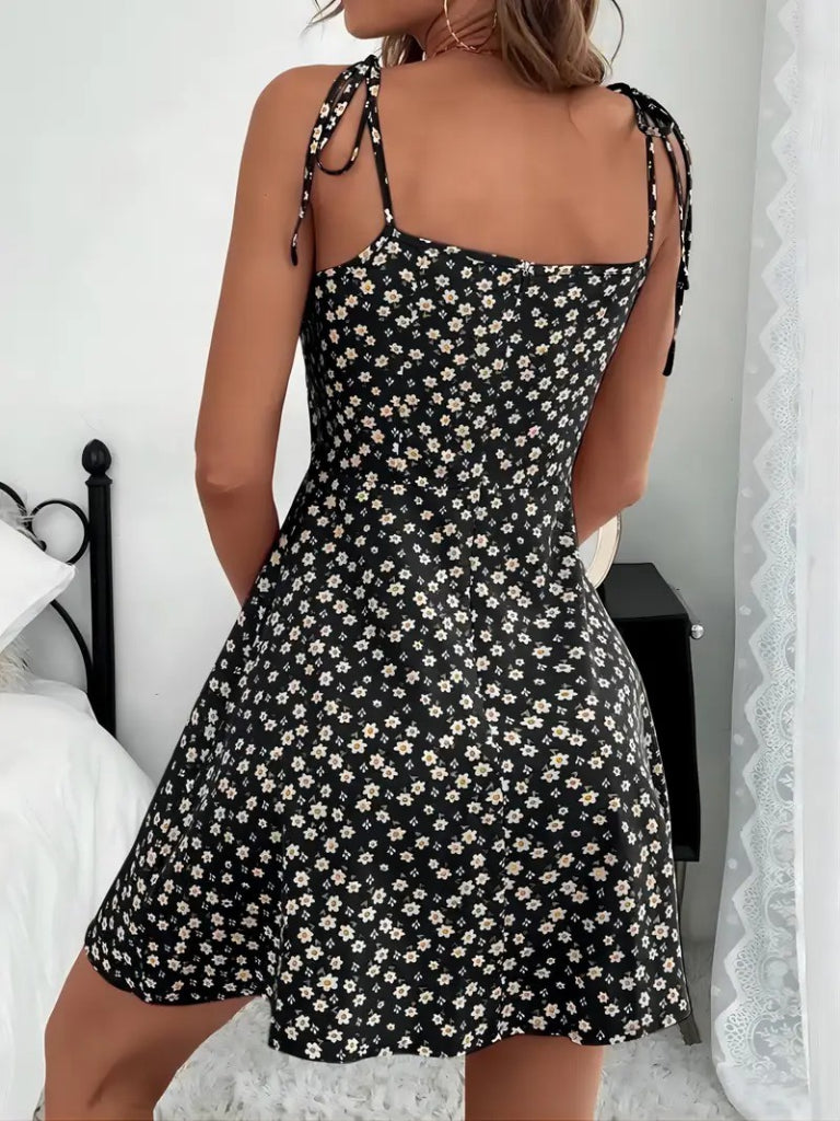 Kadın Ip Askılı Omuzlardan Bağcıklı çiçek Desenli Süprem Elbise