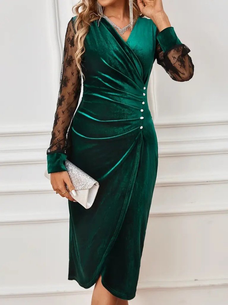 Kadın Uzun Kollu Kruvaze Yakalı Yandan Düğmeli önden çapraz Kesin Detaylı Midi Kadife Elbise