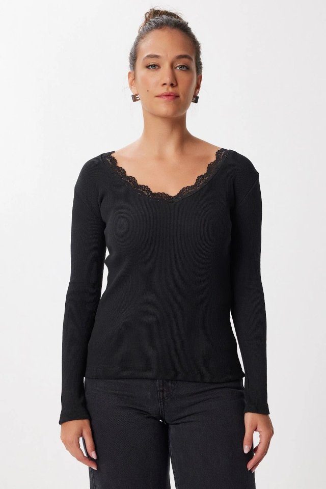 Kadın Dantel Detay V Yaka Kaskorse Kumaş Bluz