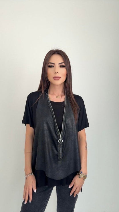 Kadın Kısa Kollu Yuvarlak Yaka Viskon Bluz + Kolsuz Fermuarlı çatlak Deri Yelek