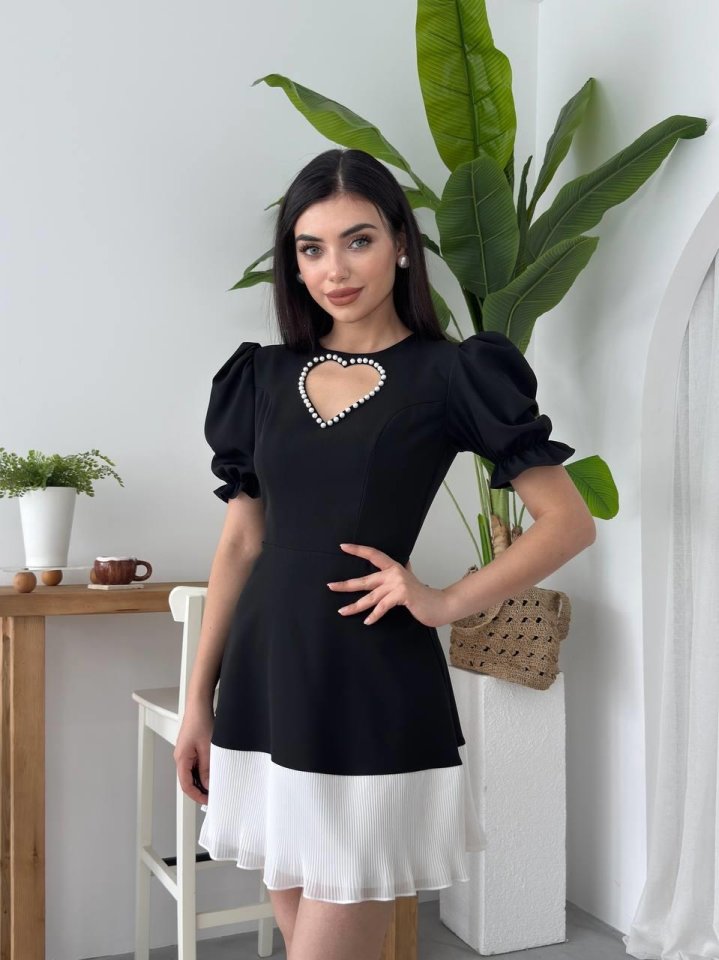 Safe Kalp Detaylı Elbise