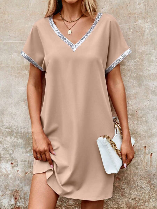 Kadın Yaka Ve Kol Pul Payet şeritli Ithal Krep Elbise