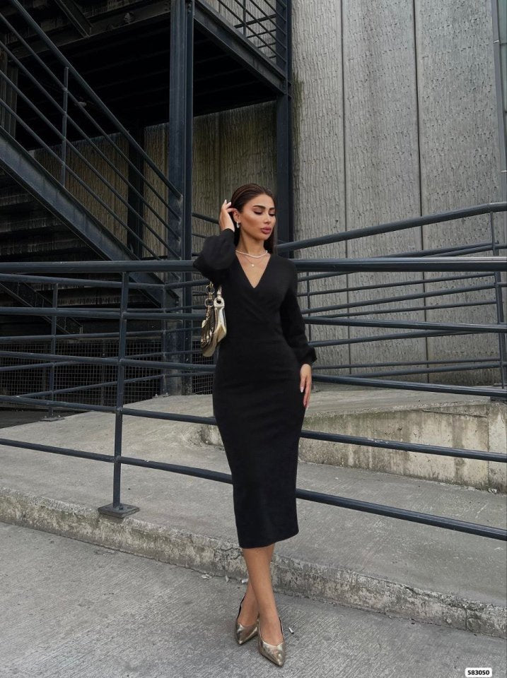 Kadın Uzun Kollu Kruvaze Yaka Büzgü Ve Balon Kol Detay Krep Kumaş Maxi Boy Simli Elbise