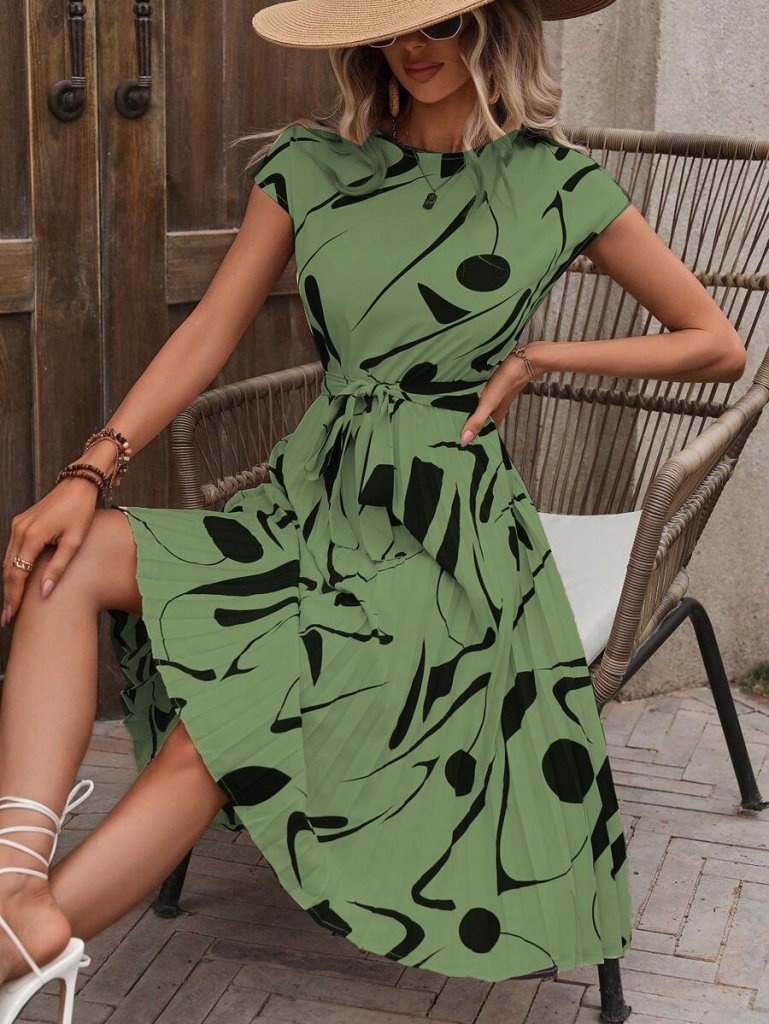 Kadın Kısa Yarasa Kollu Yuvarlak Yaka Beli Büzgülü Süprem Elbise