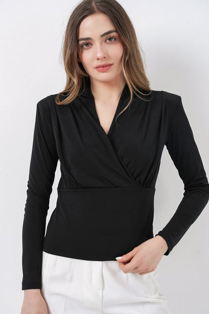 Omuz Vatkalı Kruvaze Yaka Bluz 942 - Siyah