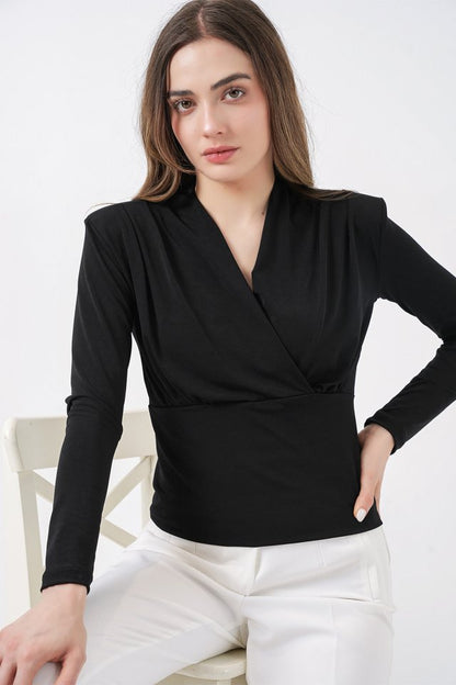 Omuz Vatkalı Kruvaze Yaka Bluz 942 - Siyah