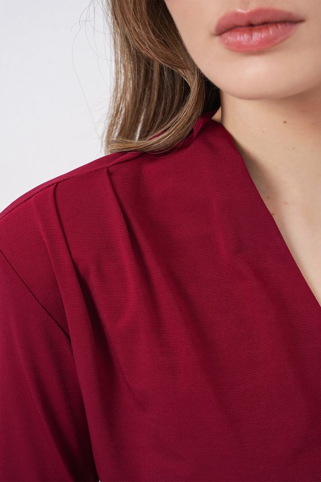 Omuz Vatkalı Kruvaze Yaka Bluz 942 - Bordo