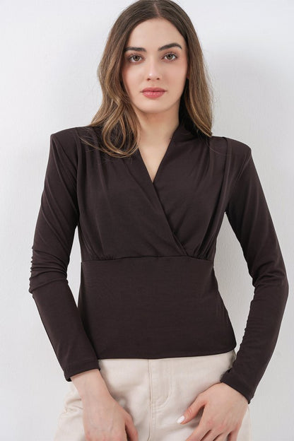 Omuz Vatkalı Kruvaze Yaka Bluz 942 - Kahverengi