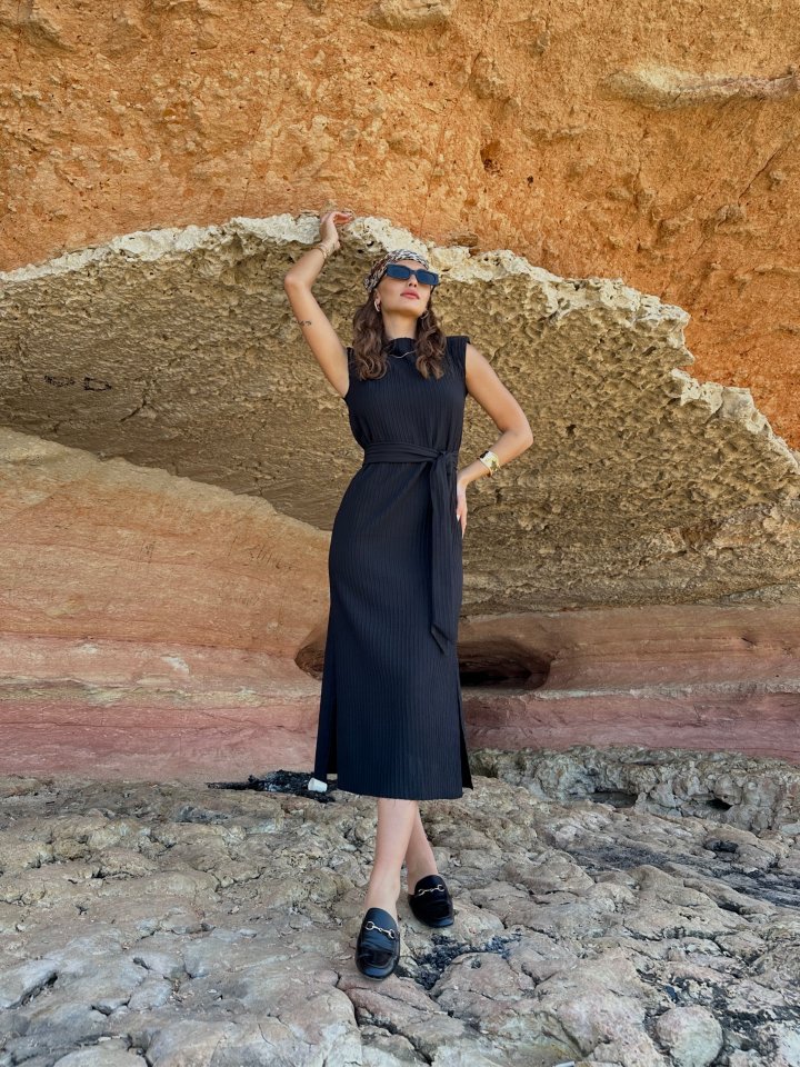 Pamela Kuşakli Vatkali Elbi̇se