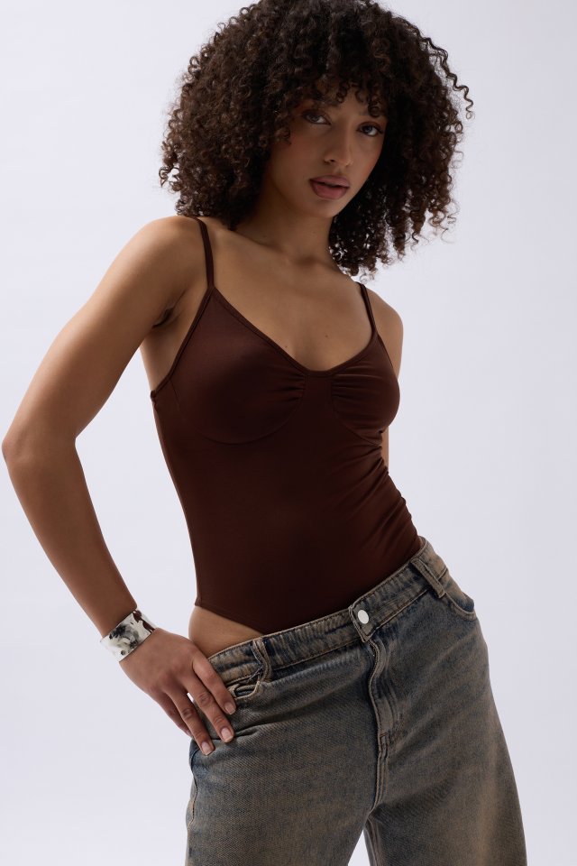 Önü Büzgülü Askılı Bodysuit