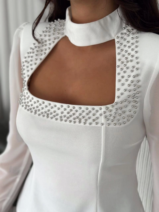 Kolları Şifon Göğüste İnci Boncuk Detaylı Bluz - Beyaz