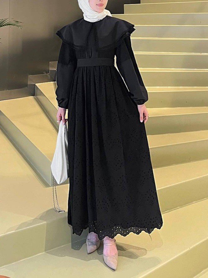 Pelerin Yaka Dantel Detaylı Elbise  -Siyah