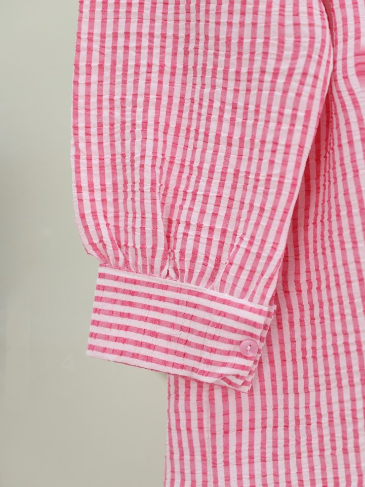 Boydan Düğmeli Bağcıklı Çizgili Bürümcük Gömlek -Pembe