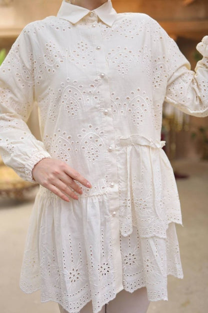 Fırfır Ve Fisto Detaylı İnci Düğmeli Gömlek -Bej