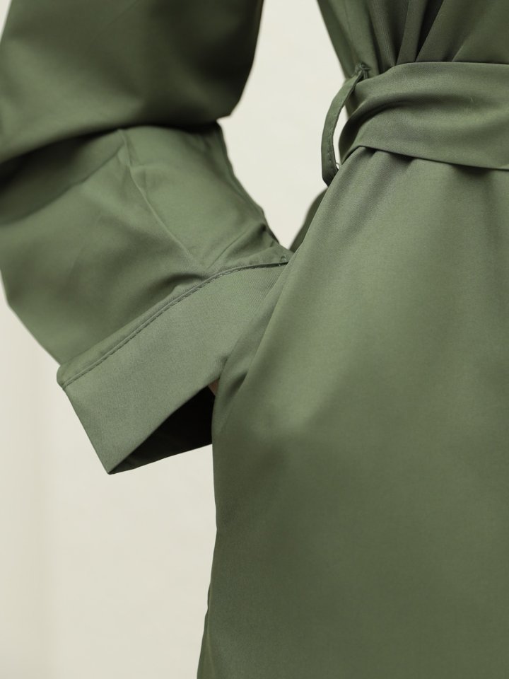 Önü Düğmeli Kuşaklı Cepli Trençkot -Haki