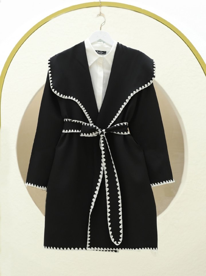 Kenarı Nakışlı Kemerli Bebe Yaka Kimono -Siyah