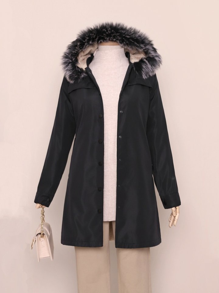 Çıkma Kapşonlu Çıtçıtlı Cepli Kısa Kaban -Siyah