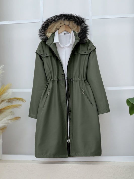 Çıkma Kapşonlu Yıldız Metal Detaylı Kaban -Haki