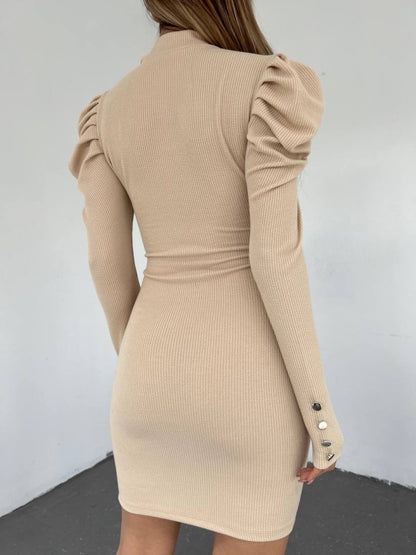 Prenses Omuz Kol Ucu Düğmeli Elbise  -Bej