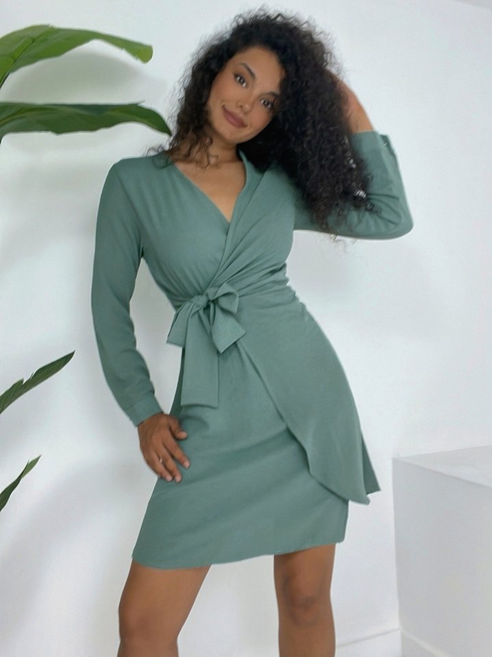 Kruvaze Yaka Bağlamalı Fırfırlı Ayrobin Elbise      -Mint