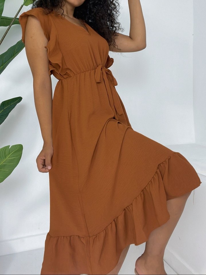Omuzu Fırfırlı Beli Lastikli Sıfır Kol Midi Boy Ayrobin Elbise  -Taba