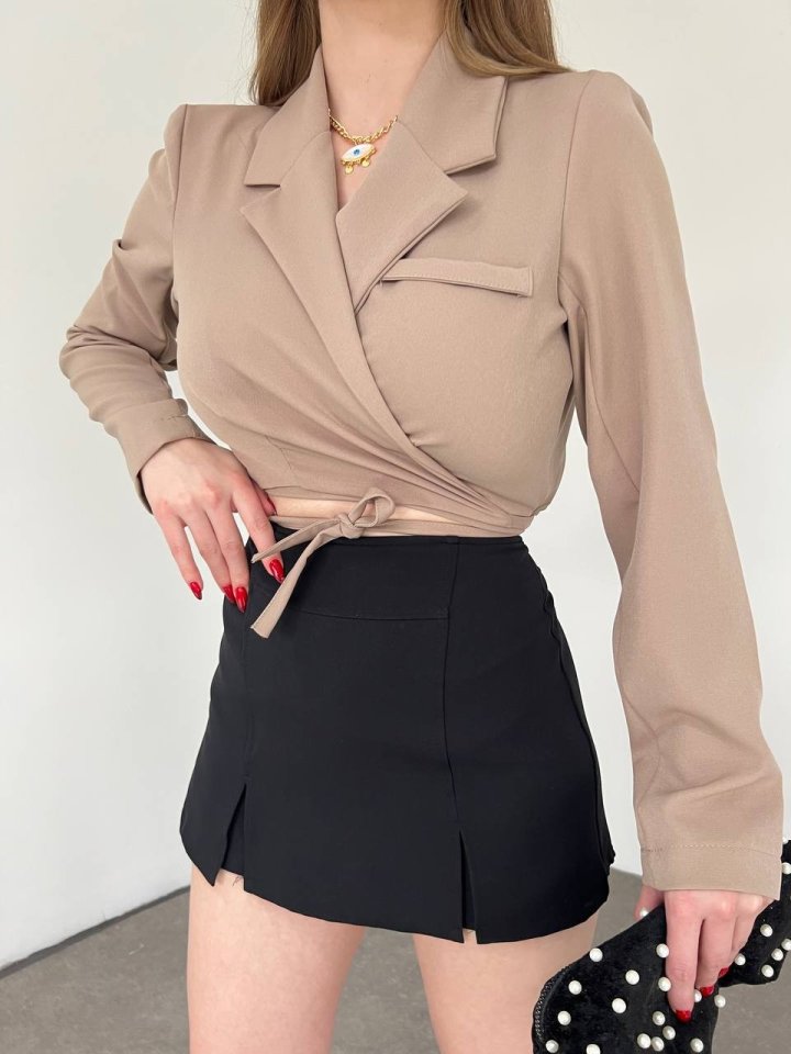 Sırt Dekolteli Beli Bağcıklı Crop Ceket -Vizon