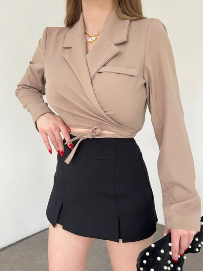 Sırt Dekolteli Beli Bağcıklı Crop Ceket -Vizon