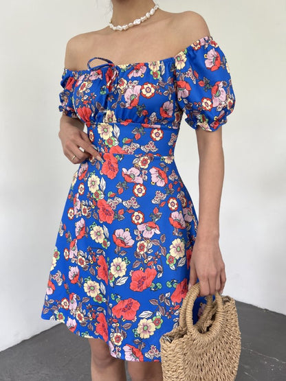 Yakası Lastikli Bağcık Detaylı Mini Elbise -Saks