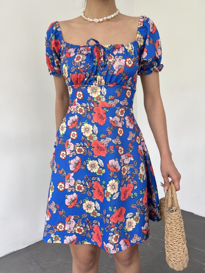 Yakası Lastikli Bağcık Detaylı Mini Elbise -Saks