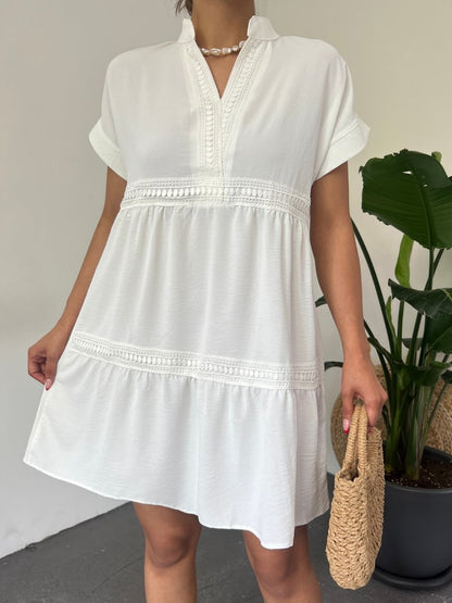 V Yaka Fistolu Ayrobin Elbise -Beyaz