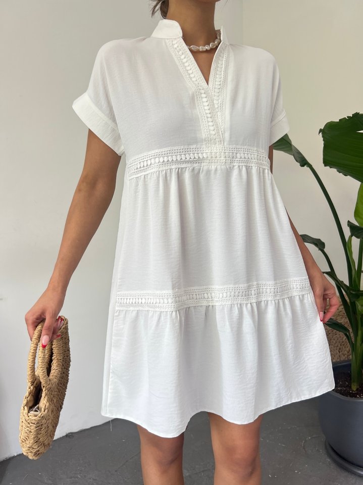 V Yaka Fistolu Ayrobin Elbise -Beyaz