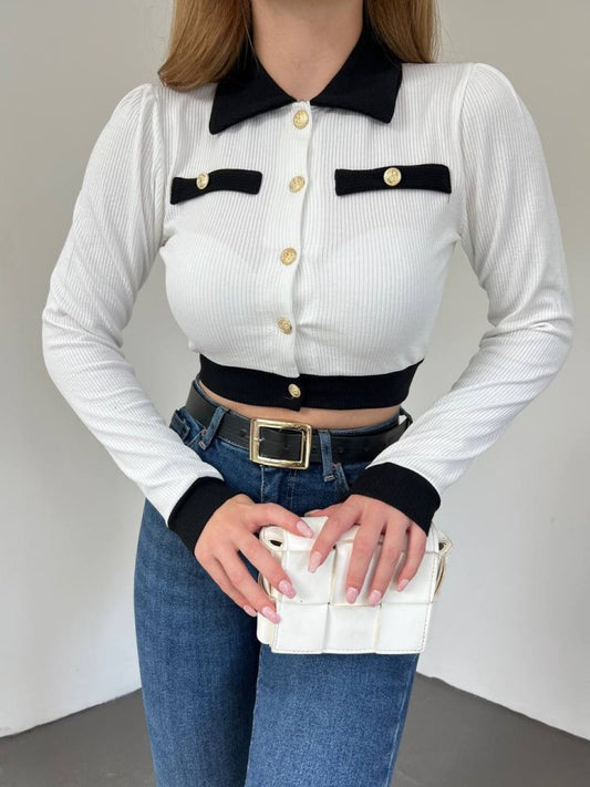 Düğmeli Cep Detaylı Crop Hırka -Beyaz