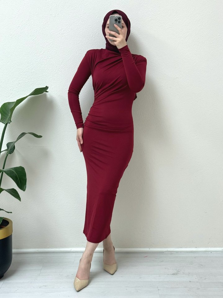 Yanı Büzgülü Uzun Skuba Elbise -Bordo
