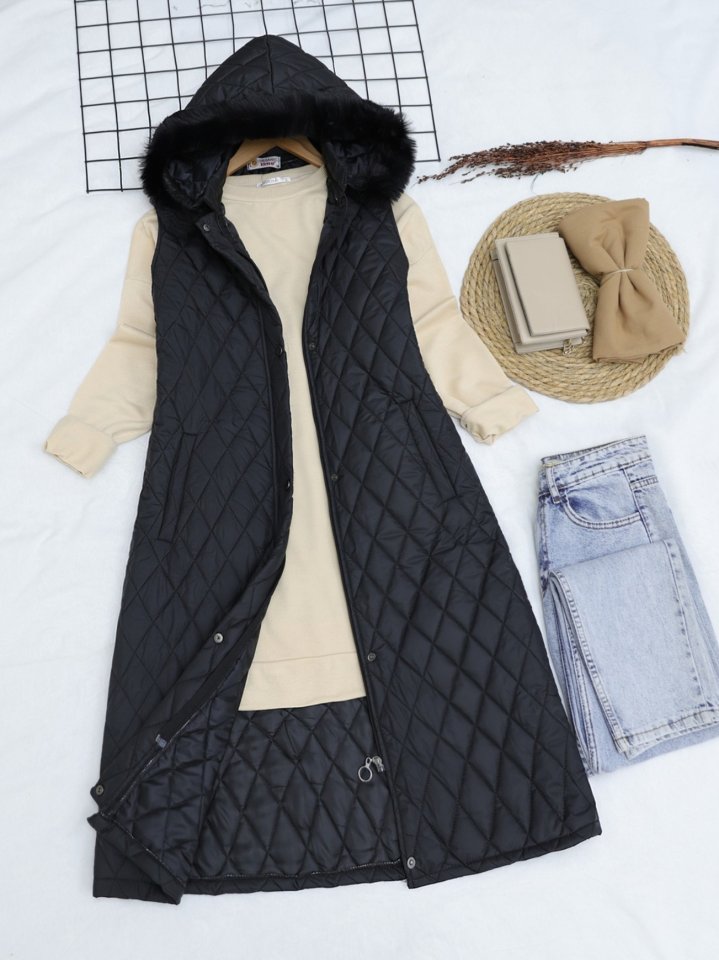 Çıkma Kapşonlu Kapitone Uzun Yelek -Siyah