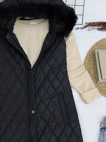 Çıkma Kapşonlu Kapitone Uzun Yelek -Siyah