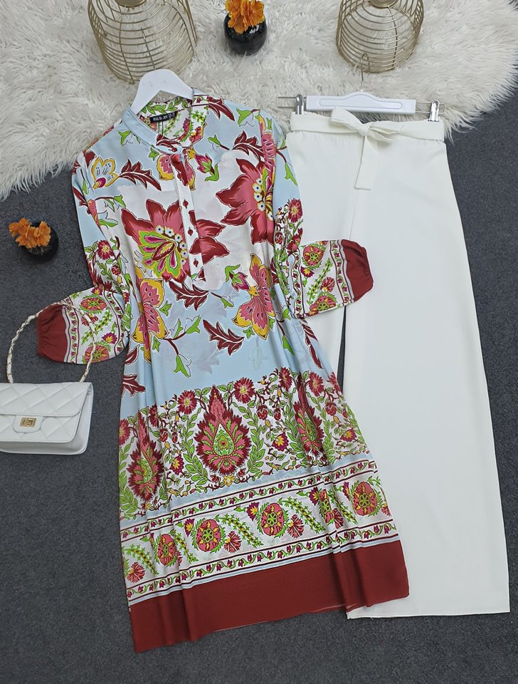 Çiçek Desenli Yarım Düğmeli Pamuk Viskon Tunik -Kiremit