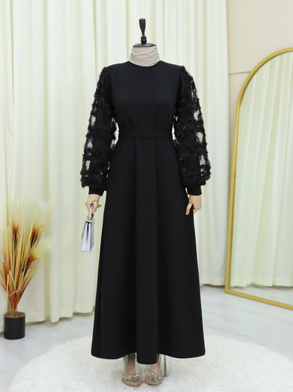 Kabartma Çiçekli Tül Kollu Kemerli Elbise -Siyah