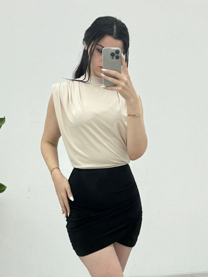 Sıfır Kol Vatkalı Sandy Bluz -Bej