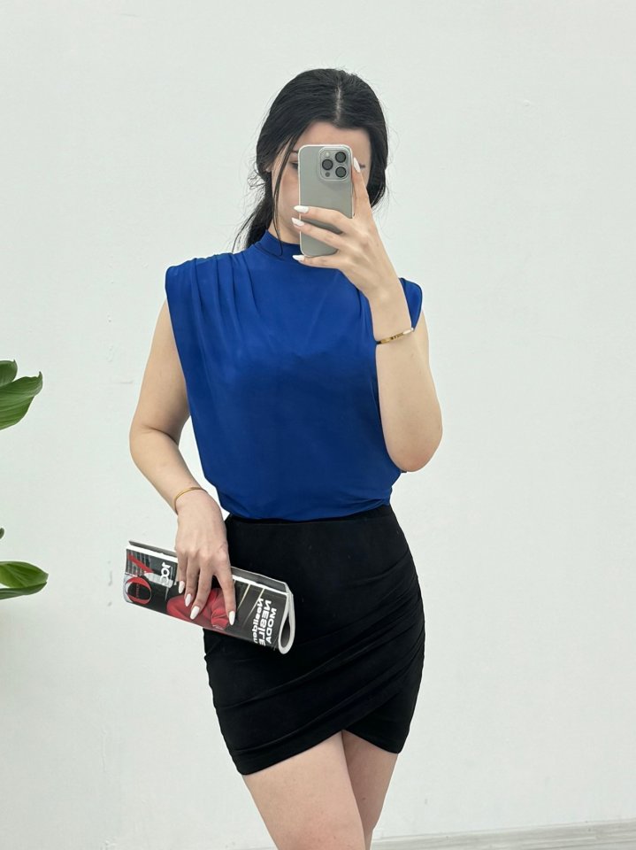 Sıfır Kol Vatkalı Sandy Bluz -Saks